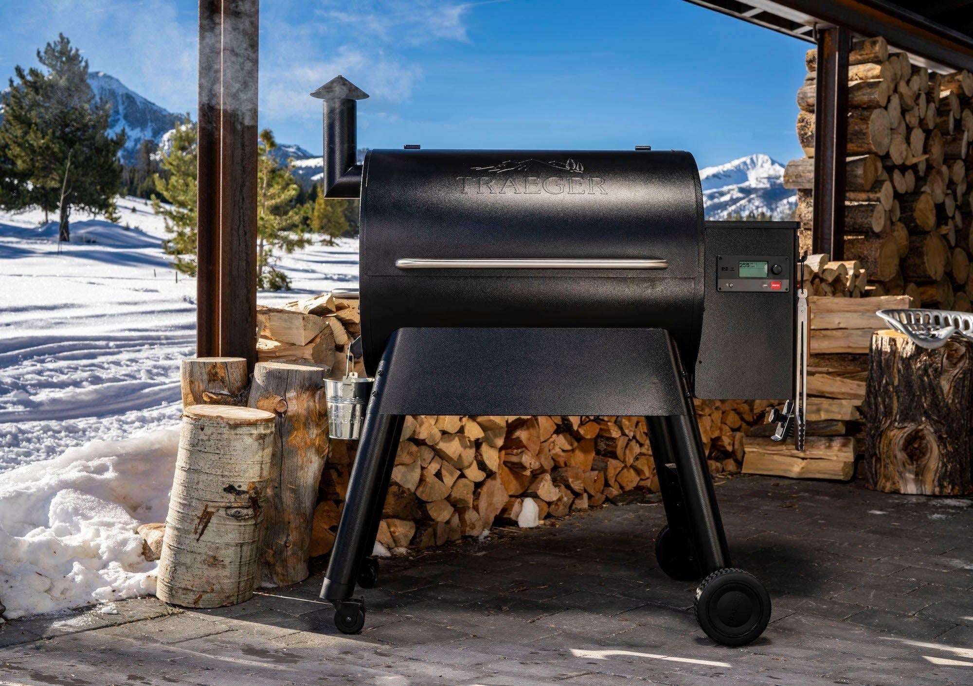 Traeger Black Pro 780 WiFi-Enabled Pellet Grill