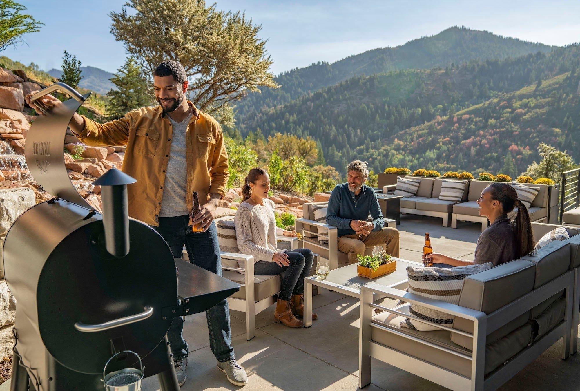 Traeger Black Pro 780 WiFi-Enabled Pellet Grill