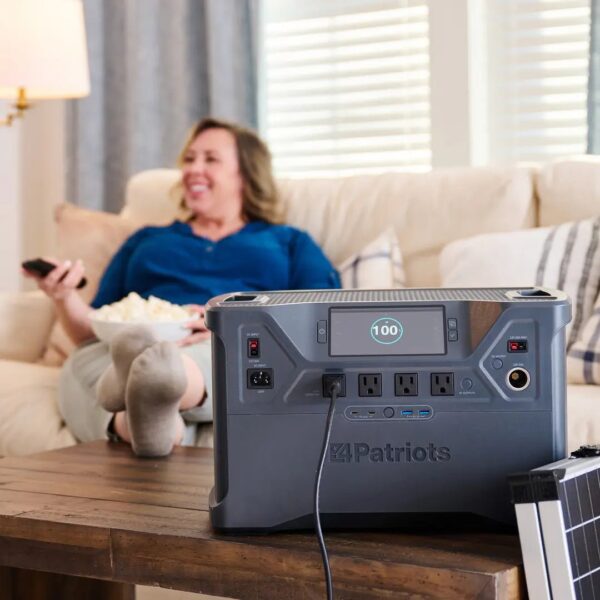 Patriot Power Solar Generator 2000X & Solar Panel