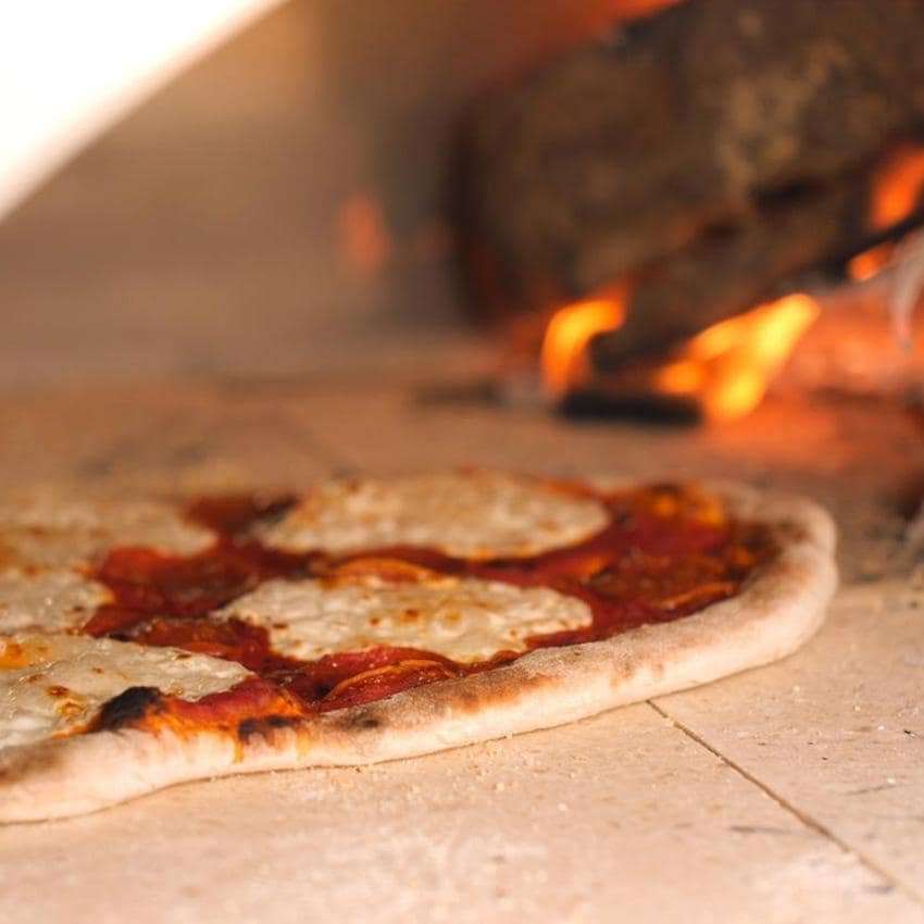 Forno Venetzia Torino 500 62-Inch Outdoor Wood-Fired Pizza Oven – Copper