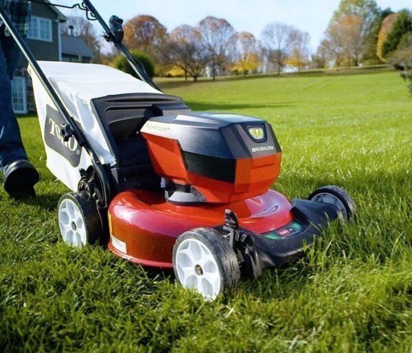 21 in. Recycler SmartStow 60-Volt Lithium-Ion Brushless Cordless Battery Walk Behind Mower RWD 5.0 Ah w/ Battery&Charger